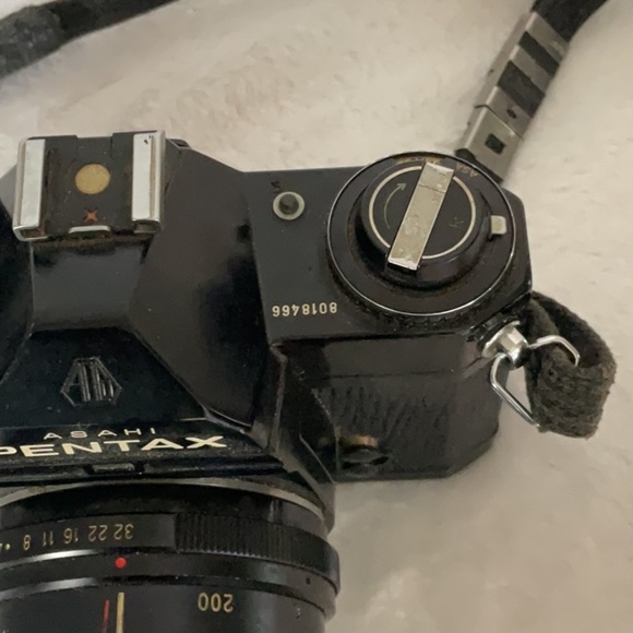 Pentax KX Black SLR with Vivitar Lens asahi - Picture 2 of 5